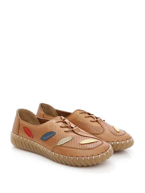 Gonderi(r) Bej Gonderi(r) Hakiki Deri Yuvarlak Burun Düz Taban Kadın Sneaker 45671