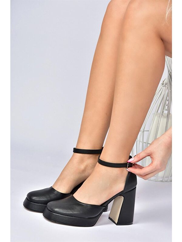 Siyah Kalın Platform Topuklu Kadın Ayakkabı M404100809 - Görsel 3