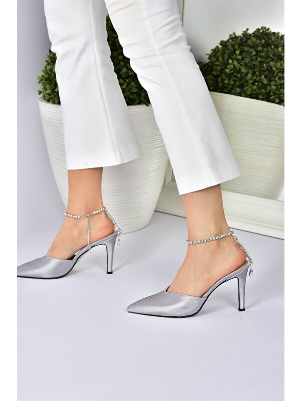 Gümüş Saten Kumaş Taş Tokalı Topuklu Ayakkabı M404010904 - Görsel 6