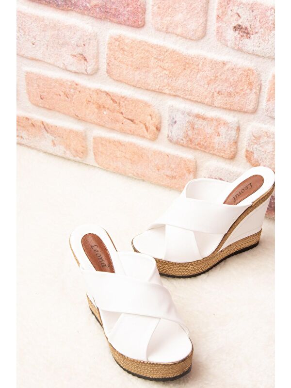 F674072009 Beyaz Kadın Terlik - Görsel 3
