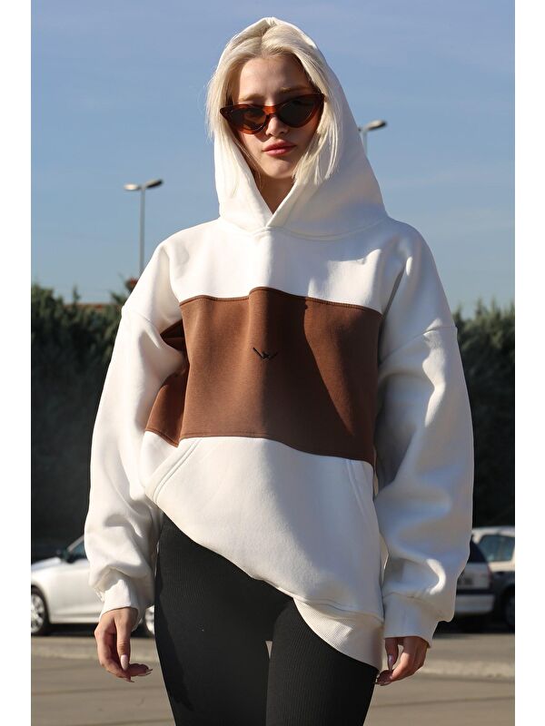 Madmext Beyaz Renk Bloklu Şardonlu Sweatshirt Mg1544