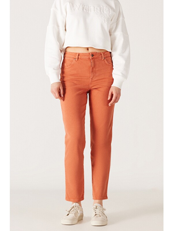 Wrangler Mom Straight Fit Düz Kesim Yüksek Bel Turuncu Esnek Pantolon