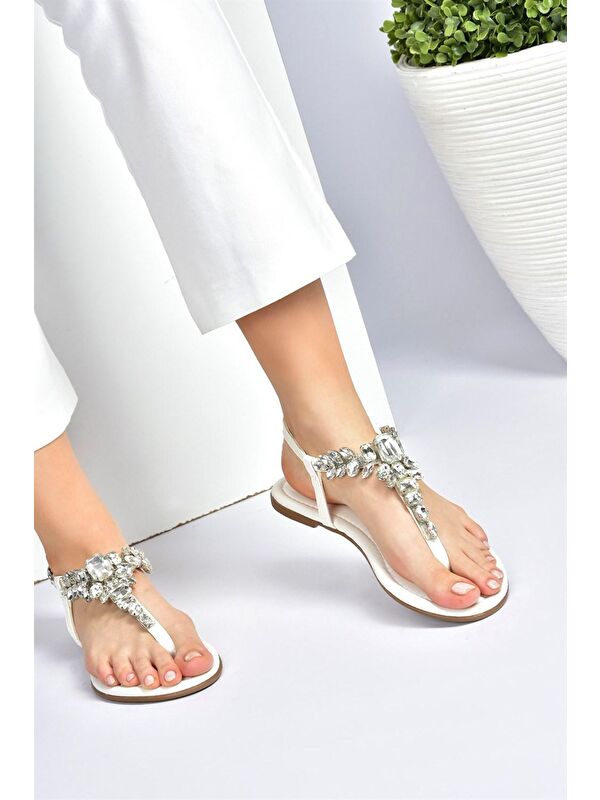 Beyaz Taşlı Parmak Arası Kadın Sandalet M272006009 - Görsel 5