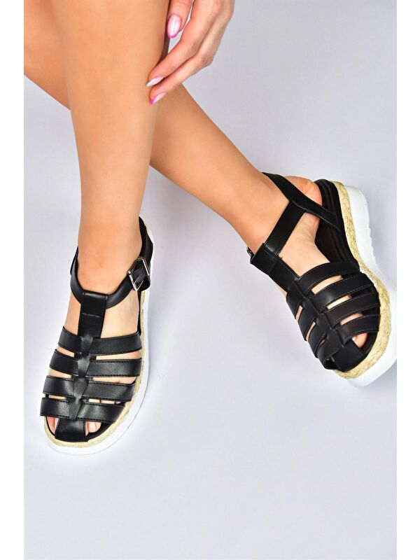 Siyah Kalın Tabanlı Kafes Model Kadın Sandalet M996140409 - Görsel 2