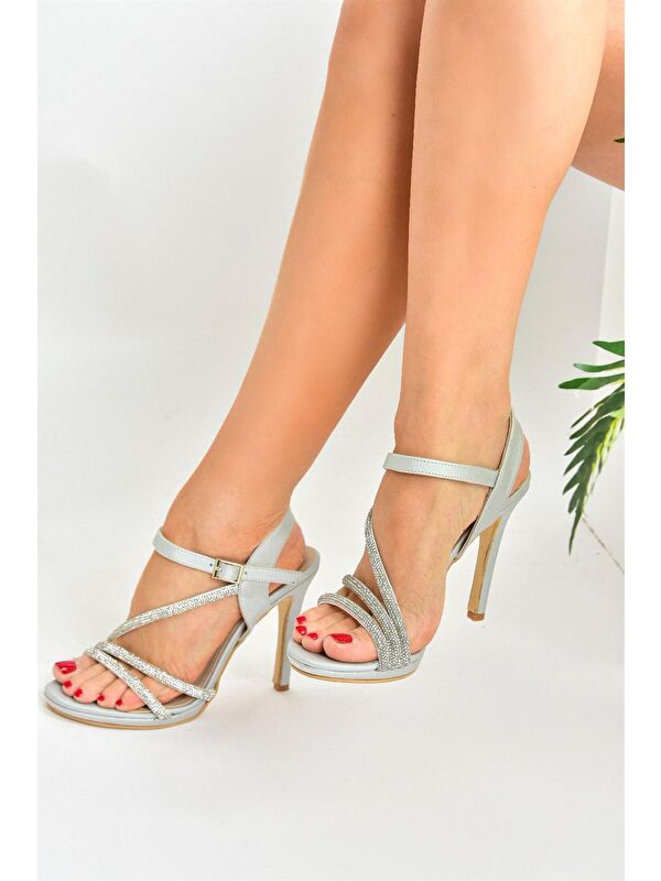 Gümüş Saten Kumaş Taşlı Kadın Abiye Topuklu Ayakkabı M246011104 - Görsel 2