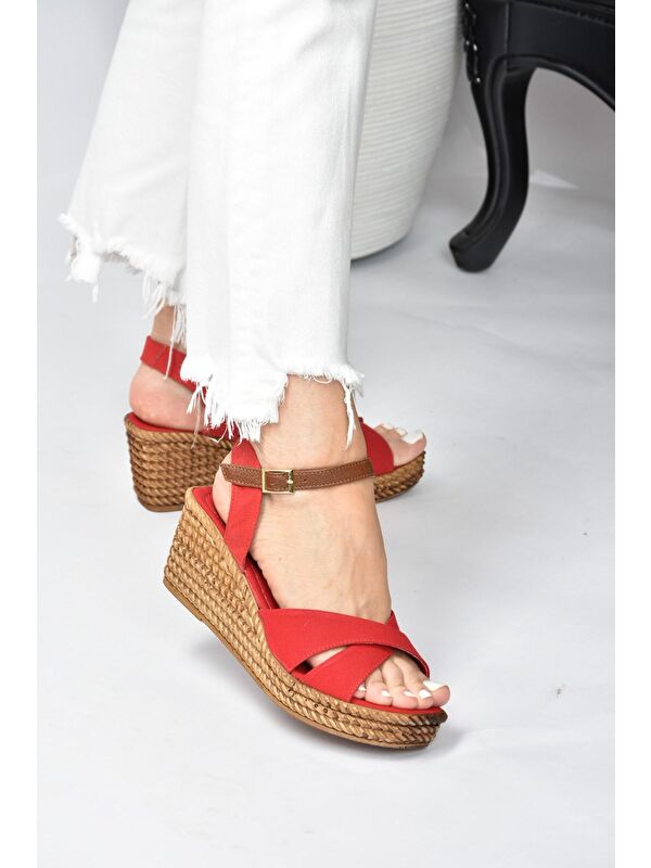 K674192105 Kırmızı Dolgu Taban Kadın Ayakkabı - Görsel 3