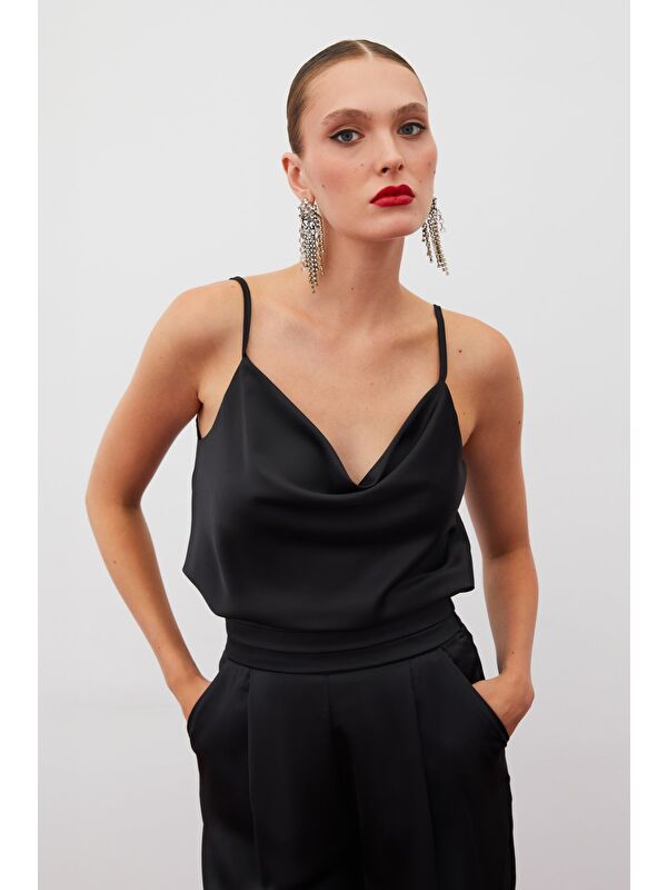SATEEN Degaje Yaka Saten Bluz - Siyah
