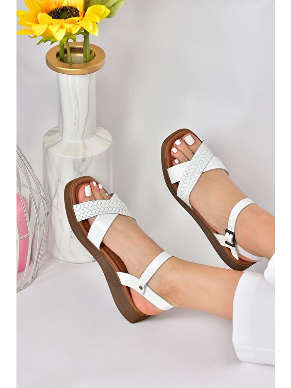 Beyaz Hakiki Deri Çapraz Bantlı Günlük Kadın Sandalet M291031503 - Görsel 3