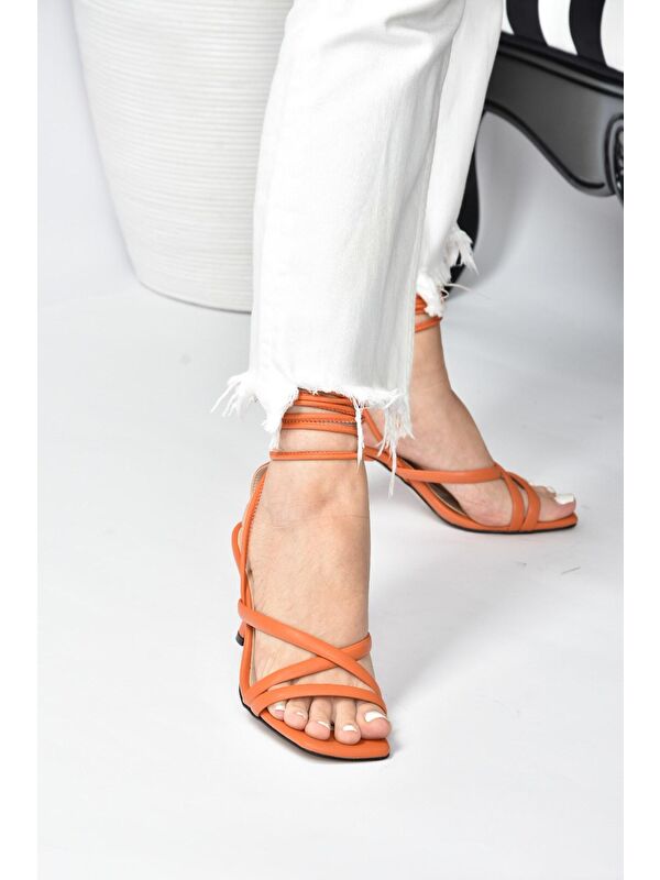 Turuncu Bilek Bağlamalı Kadın Topuklu Ayakkabı K404070209 - Görsel 3