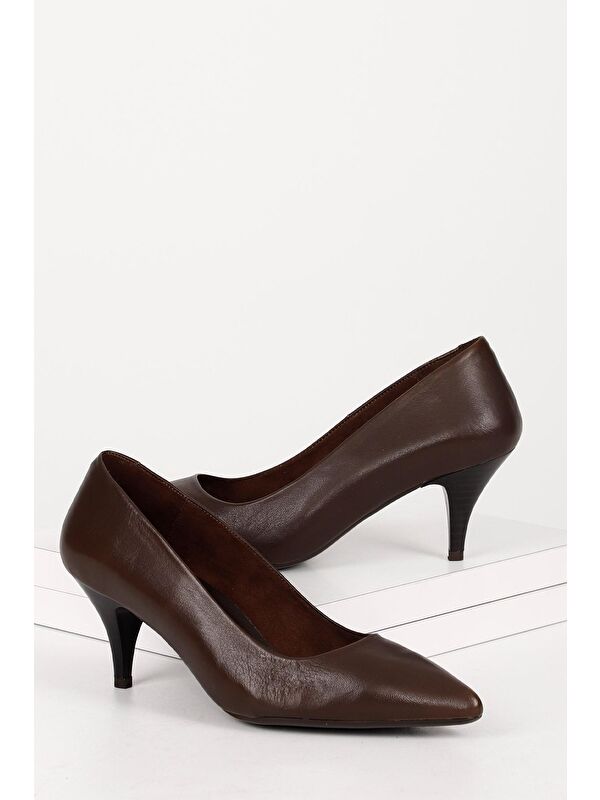 Hakiki Deri Sivri Burun İnce Orta Topuklu Stiletto Kadın Ayakkabı 24236 - Görsel 3