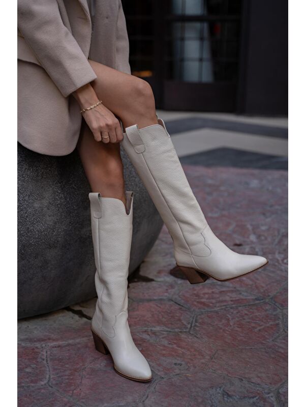 Bej Kadın Gerçek Deri Topuklu Ve İşlemeli Kovboy Çizme - Görsel 4