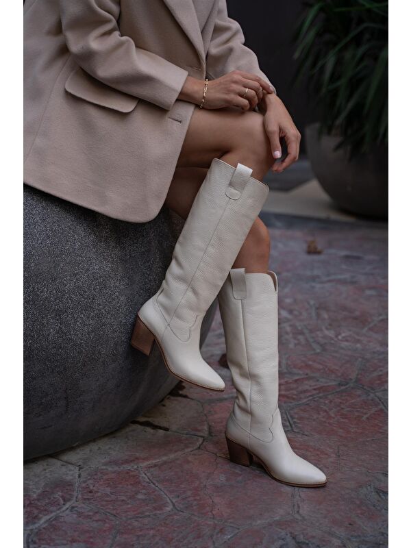 Bej Kadın Gerçek Deri Topuklu Ve İşlemeli Kovboy Çizme - Görsel 5