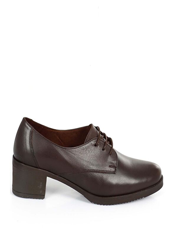KAHVERENGİ Hakiki Deri Yuvarlak Burun Orta Topuklu Bağcıklı Kadın Ayakkabı 24230 - Görsel 6