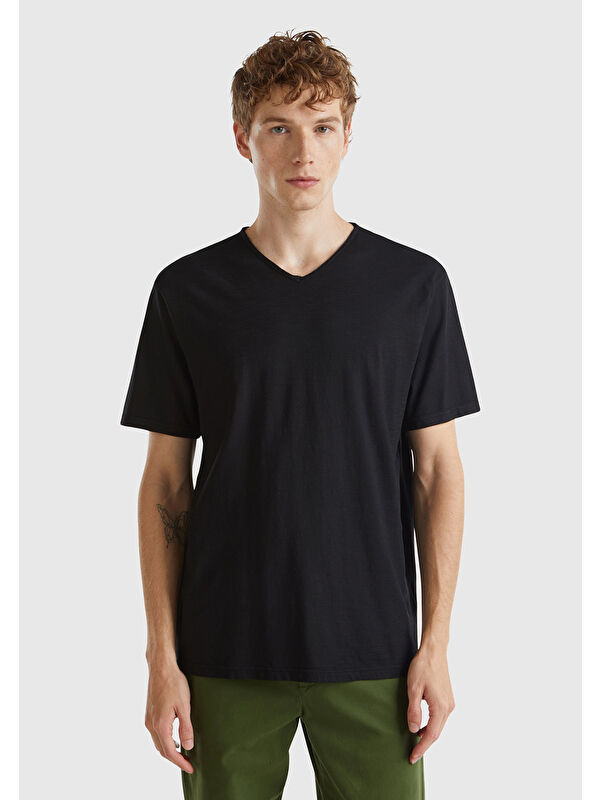 United Colors Of Benetton Erkek Siyah V Yaka Slub Tişört