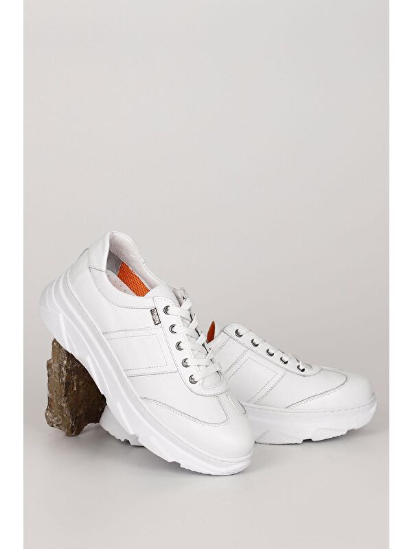 Hakiki Deri Yuvarlak Burun Dolgu Taban Bağcıklı Kadın Sneaker 24186 - Görsel 3