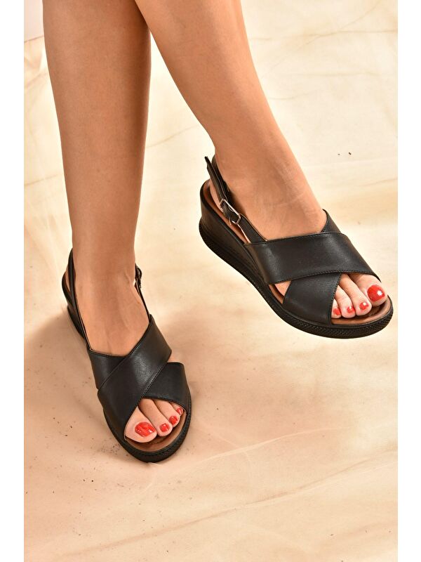 K674305209 Siyah Dolgu Taban Kadın Ayakkabı - Görsel 2