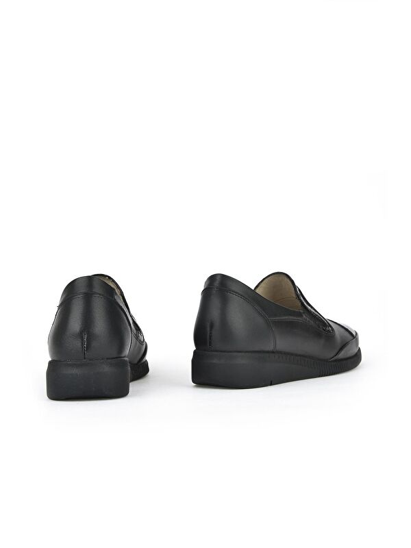 Kadın Hakiki Deri Ayakkabı 1311015 821 Siyah - Görsel 4