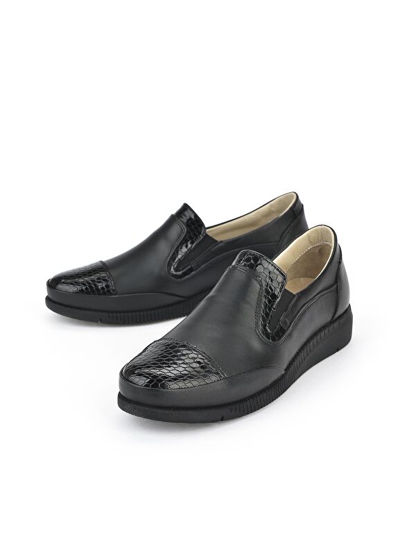 Kadın Hakiki Deri Ayakkabı 1311015 821 Siyah - Görsel 5