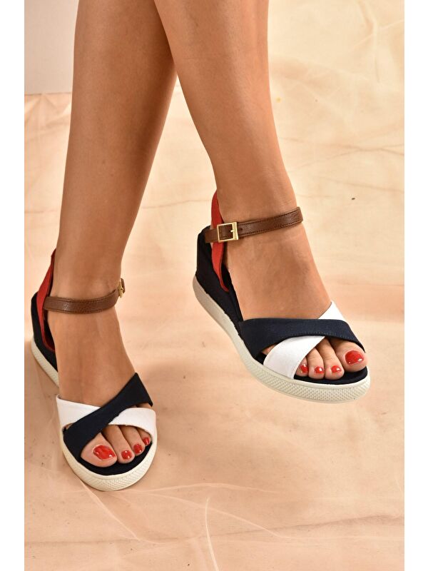 K674305005 Lacivert/Beyaz/Kırmızı Dolgu Taban Kadın Topuklu Sandalet - Görsel 2