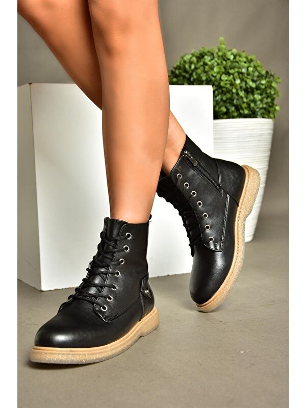 R3748216 Siyah Kadın Bot - Görsel 3