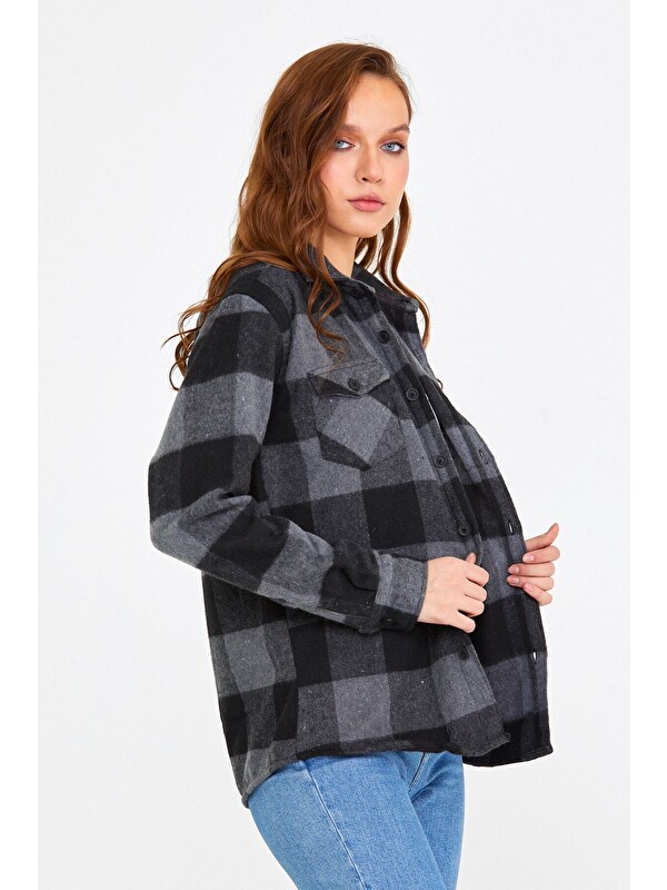 Tarz Cool Antrasit Kadın Slim Fit Düğmeli Yaka Çift Cepli Oduncu Ekose Gömlek