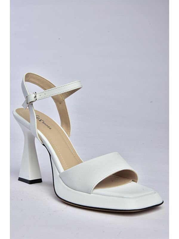 P282400409 Beyaz Kalın Topuklu Kadın Ayakkabı - Görsel 6