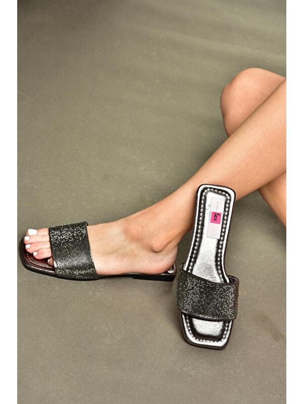 P820038614 Platin Kadın Terlik - Görsel 4