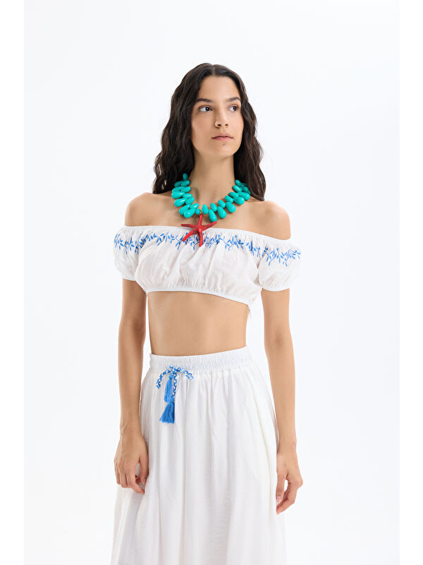 QUZU Nakış Detaylı Balon Kol Crop Bluz Ekru