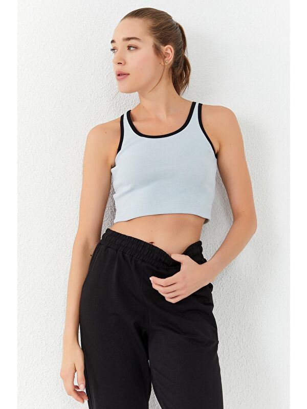 Tommylife Taş Basic Sıfır Kol Dar Kalıp U Yaka Kadın Crop Top Atlet - 97162