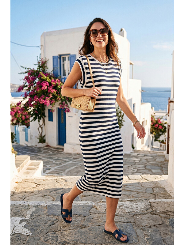 Lela Regular Fit Bisiklet Yaka Çizgili Midi Boy Kadın Elbise 5866105