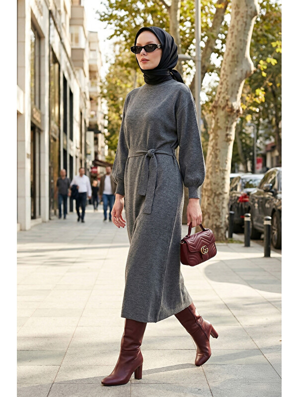 Lela Modest Relaxed Fit Bisiklet Yaka Triko Kadın Elbise 4616198