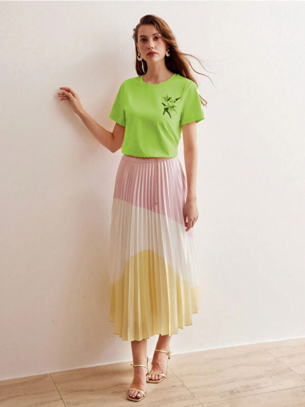 Trendseninle Kadın Lime Yeşili Çiçek Baskılı Oversize Tişört