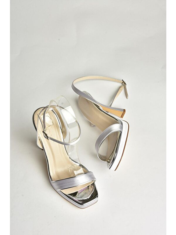 U5699181 Gümüş Kadın Topuklu Ayakkabı - Görsel 4