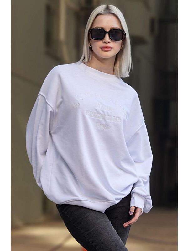 Madmext Beyaz Bisiklet Yaka Baskılı Sweatshirt Mg1924