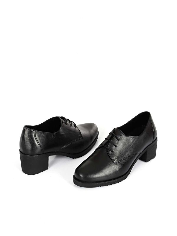 SİYAH Hakiki Deri Yuvarlak Burun Orta Topuklu Bağcıklı Kadın Ayakkabı 24230 - Görsel 3