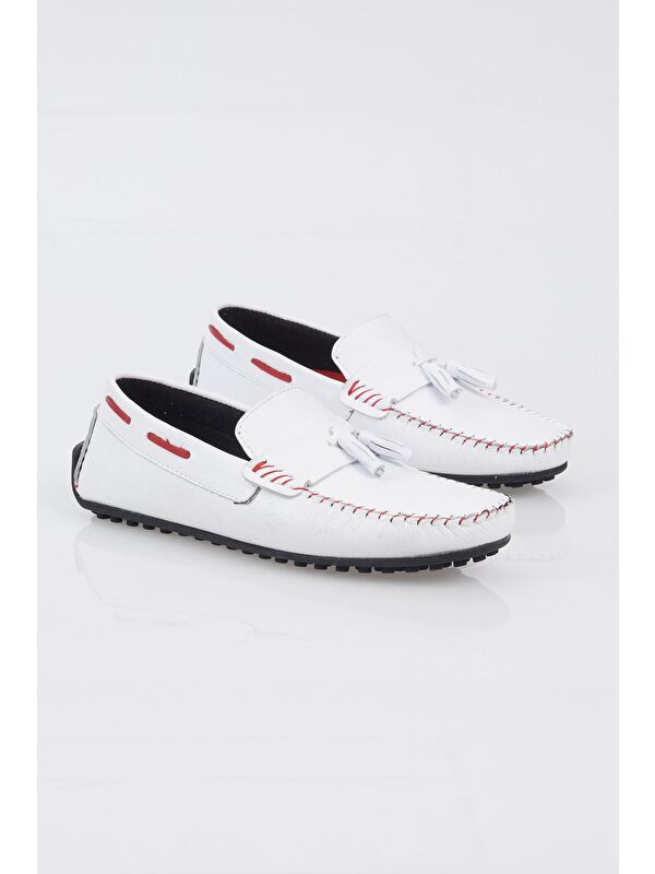 Erkek Beyaz Önü Püskül Detaylı Rahat Kalıp Hakiki Deri Loafer - Görsel 4