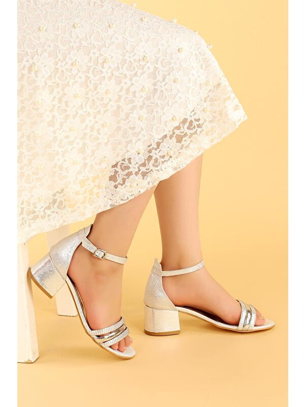 Helena Çatlak Günlük Kız Çocuk 3 Cm Topuklu Sandalet Abiye Ayakkabı - Görsel 3