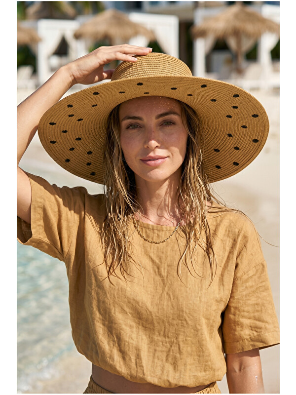 Luminos Butik Kadın Puantiye Nakışlı Camel Hasır Şapka HSR2137 KAHVERENGI