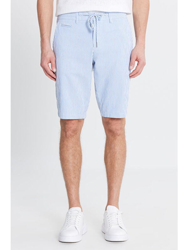 AC&Co / Altınyıldız Classics Erkek Beyaz-Mavi Slim Fit Dar Kesim Yan Cepli Gofre Desenli Şort