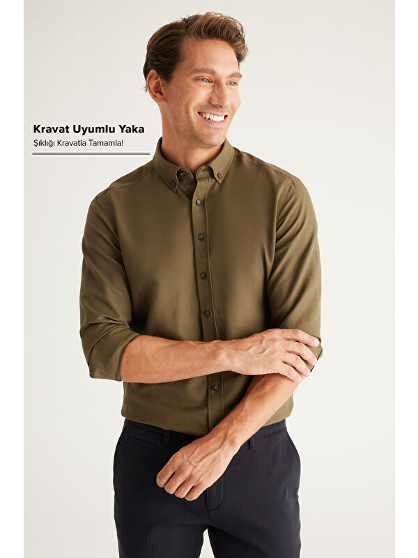AC&Co / Altınyıldız Classics Erkek Haki Tailored Slim Fit Dar Kesim Düğmeli Yaka Oxford Gömlek