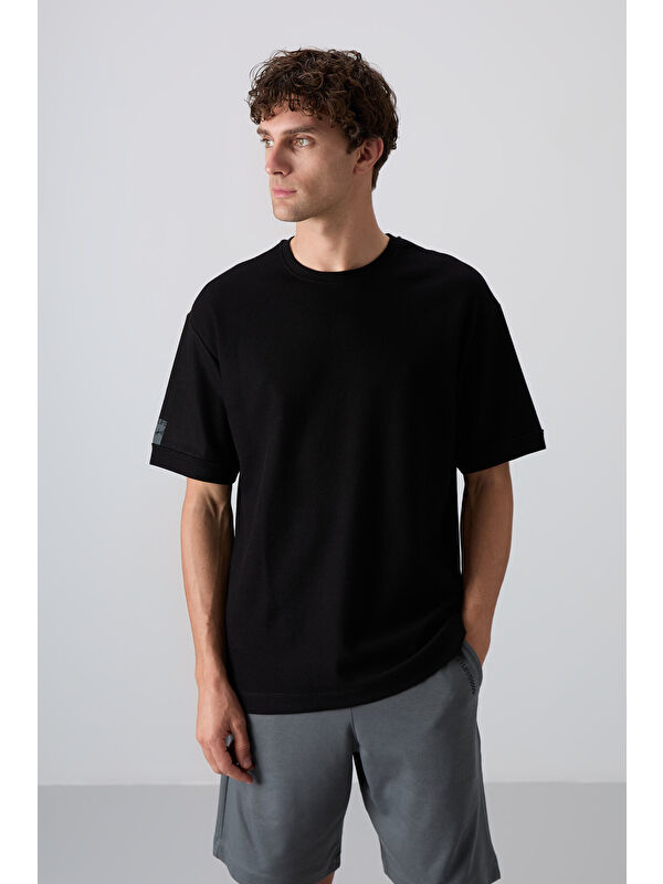 Tommylife Siyah Pamuklu Kalın Yüzeyi Dokulu Oversize Fit Basic Erkek Tişört - 88339
