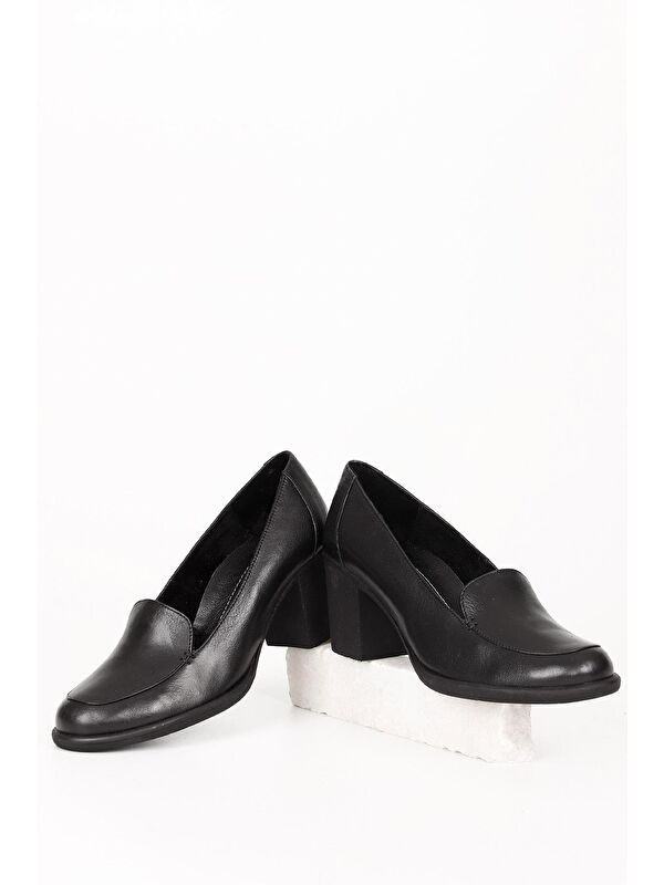 Hakiki Deri Yuvarlak Burun Kalın Orta Topuklu Kauçuk Taban Kadın Loafer Ayakkabı 24070 - Görsel 3