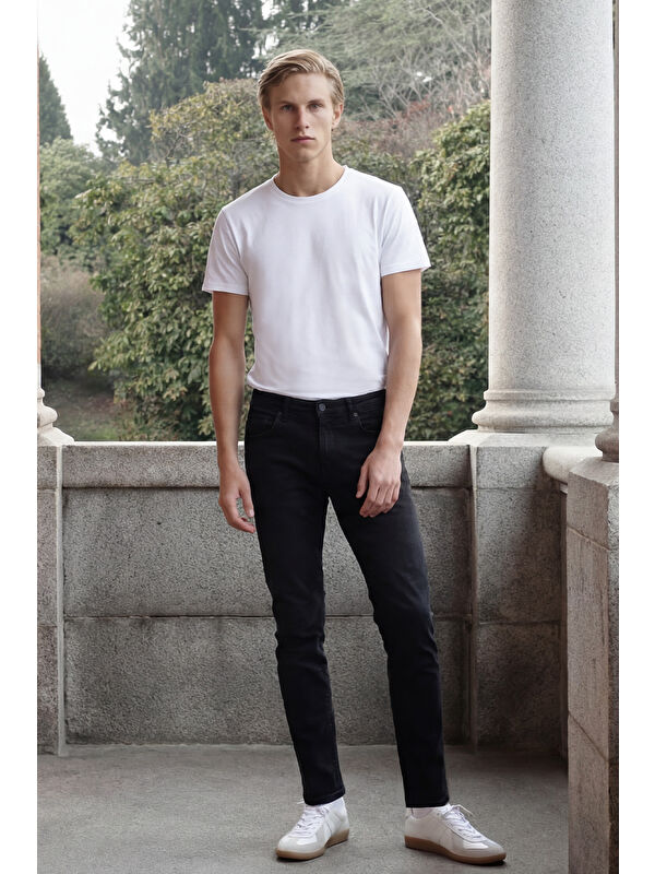 AC&Co / Altınyıldız Classics Erkek Siyah Slim Fit Dar Kesim 5 Cep Pamuklu Esnek Chino Pantolon