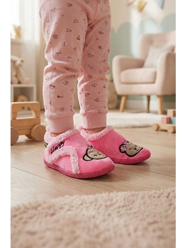 Gezer Gezer Fuşya Kışlık Kız Çocuk Rahat Taban Cırt Cırtlı Ayarlanabilir Ev Okul Kreş Panduf Ayakkabı LC Waikiki'de! Fuşya - 2. görsel