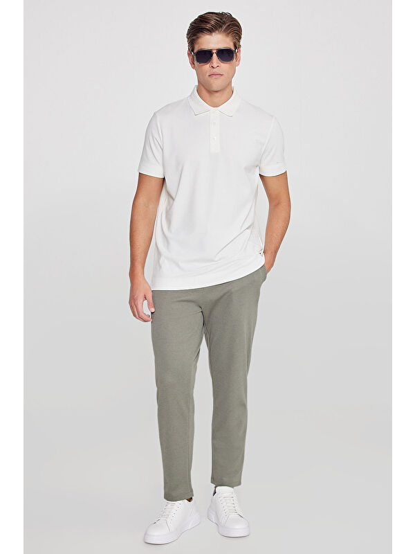 AC&Co / Altınyıldız Classics Erkek Haki Pamuklu Standart Fit Normal Kesim Beli Lastikli Diagonal Desenli Örme Pantolon