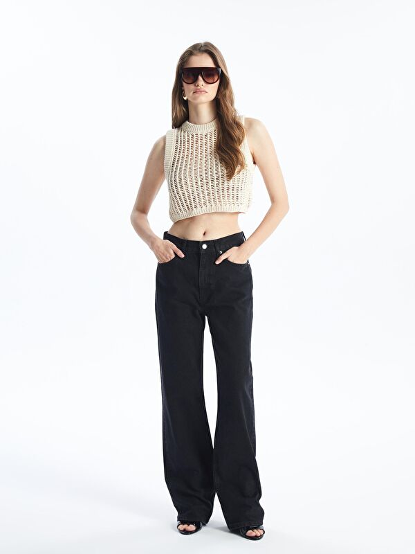 Dexia Pordenone - Bisiklet Yaka Ajurlu Crop Fit Kolsuz Triko Bluz - Ekru Renk