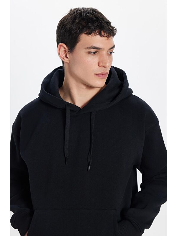 TUDORS Unisex Oversize Geniş Kesim Pamuklu Yumuşak Dokulu İçi Polarlı Basic Siyah Kapüşonlu Sweatshirt
