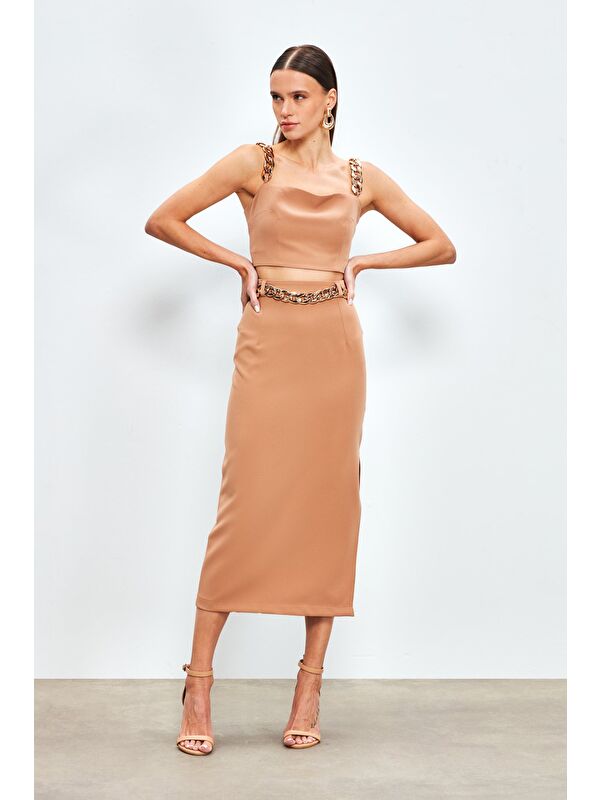 SATEEN Zincir Kemerli Kalem Etek - Camel