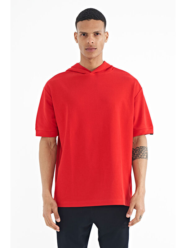 Tommylife Kırmızı Kapüşonlu Kol Etiket Detaylı Oversize Erkek Tişört - 88179