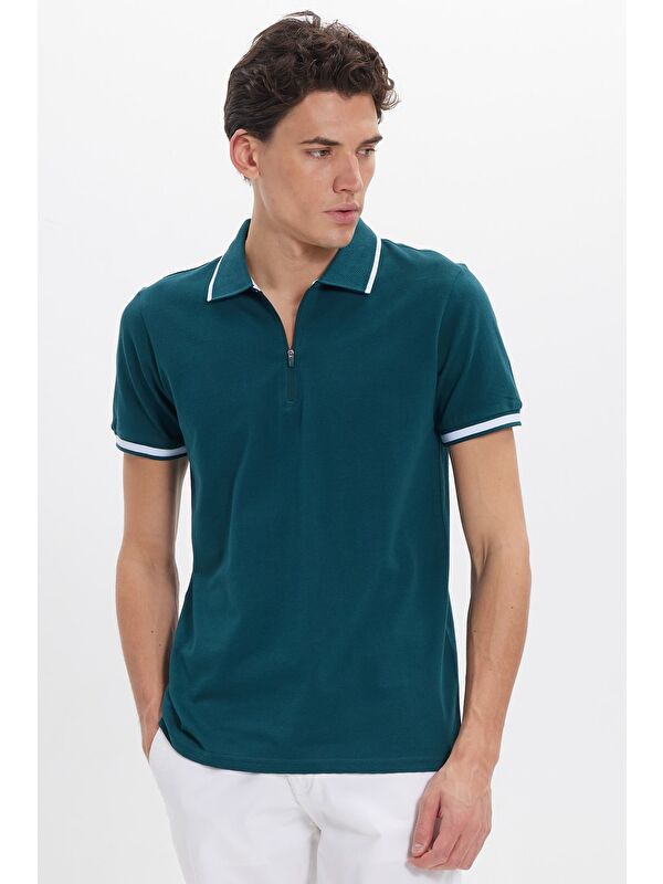 TUDORS Erkek Slim Fit Dar Kesim %100 Pamuk Jakarlı Düz Yaka Ve Kol Detaylı Yeşil Polo Yaka Tişört